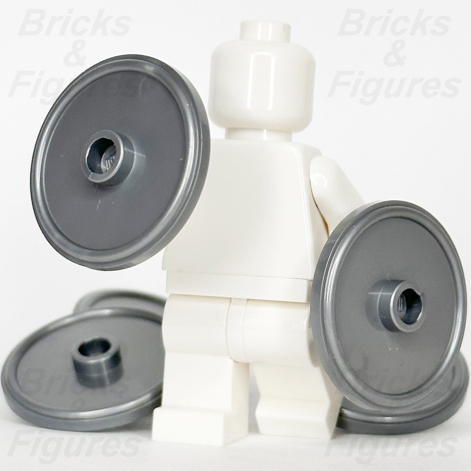 LEGO Castle Round Shield Minifigure Part Flat Silver Rimmed w/ Stud 91884 x 51