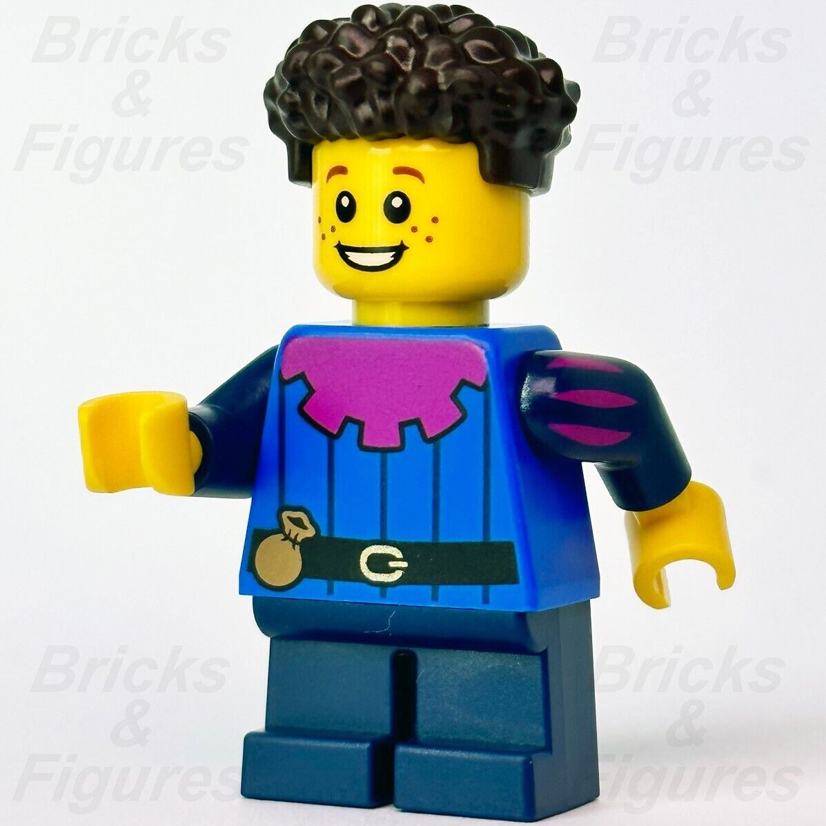 LEGO Lion Knights Prince / Peasant Boy Castle Minifigure Child 10305 cas577 - Bricks & Figures