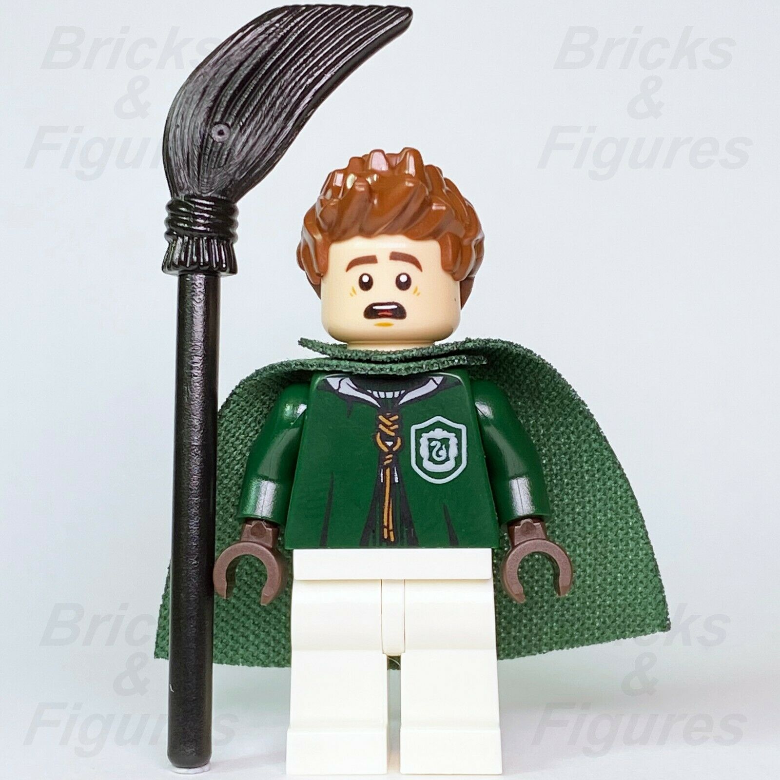 New Harry Potter LEGO® Lucian Bole Quidditch Uniform Wizard Minifigure 75956 - Bricks & Figures